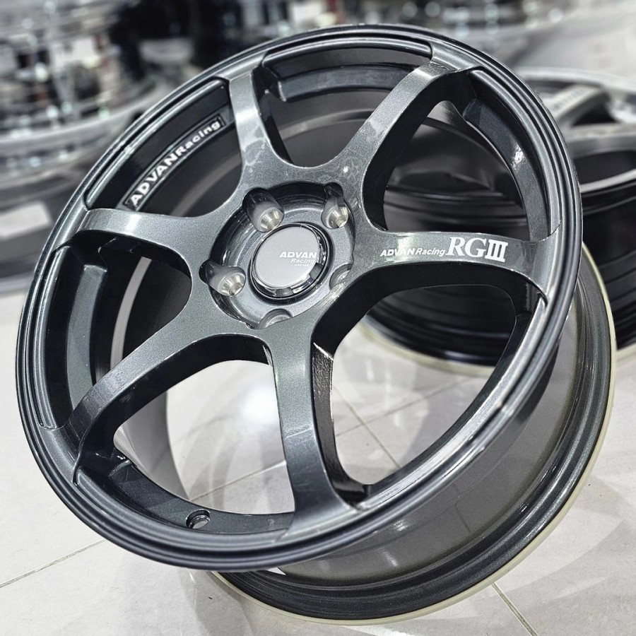 Jual velg ring 17 ADVAN RG3 LEBAR 7,5 ET 42 velg mobil R17 hrv terios ...
