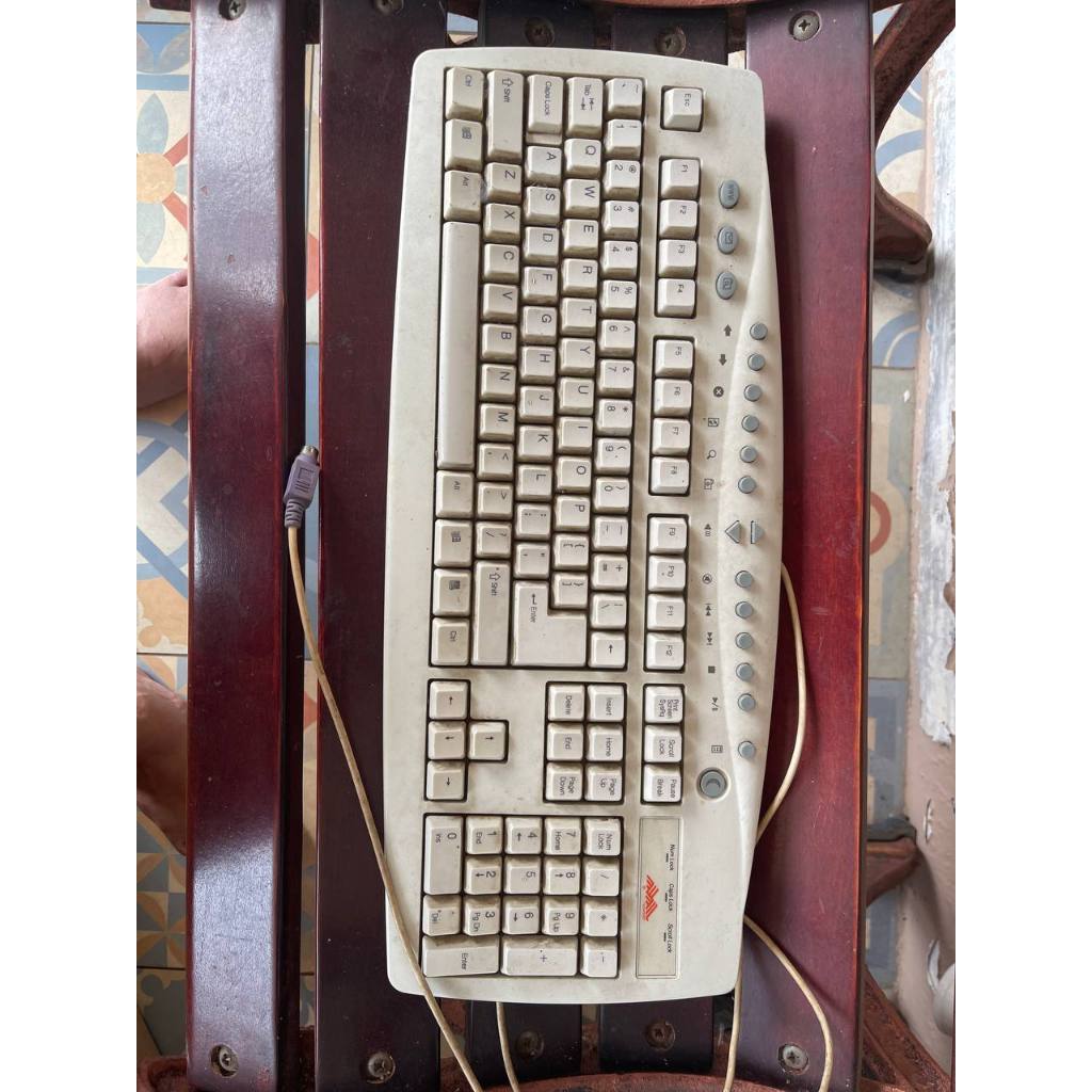 Jual Keyboard Multimedia PC Monterey K361 Second Nego | Shopee Indonesia