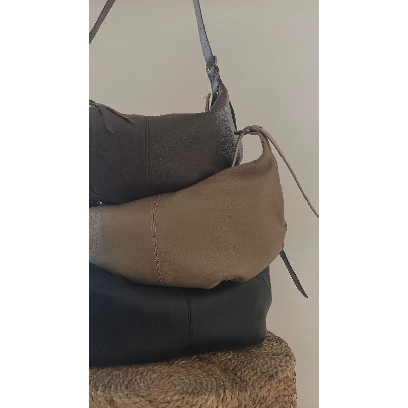 Jual Tas Wanita NO BRAND (Kulit Asli) Ivory Leather Sling Bag