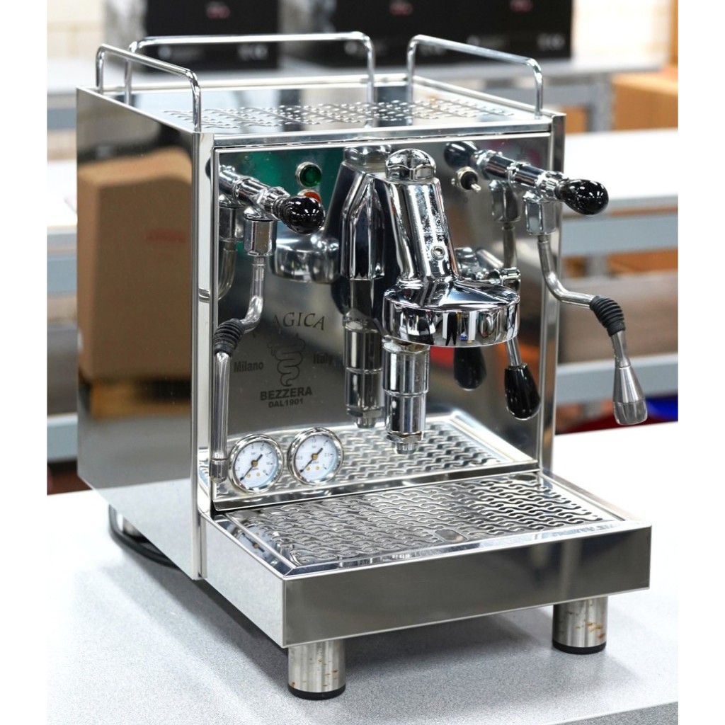 Jual Coffee Machine Bezzera MAGICA S MN / Mesin Kopi Bezzera Magica ...