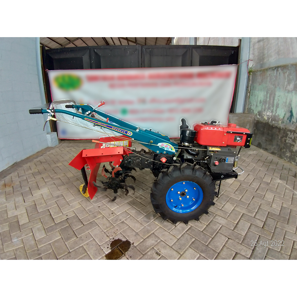 Jual Implement Ditcher Pembuat Parit dengan Traktor / Tractor Roda Dua ...
