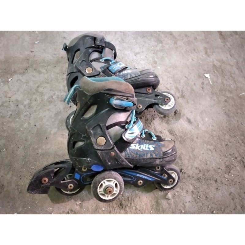 Jual Sepatu Roda anak Dewasa No 36 Bekas Layak pakai 85% masih bagus ...