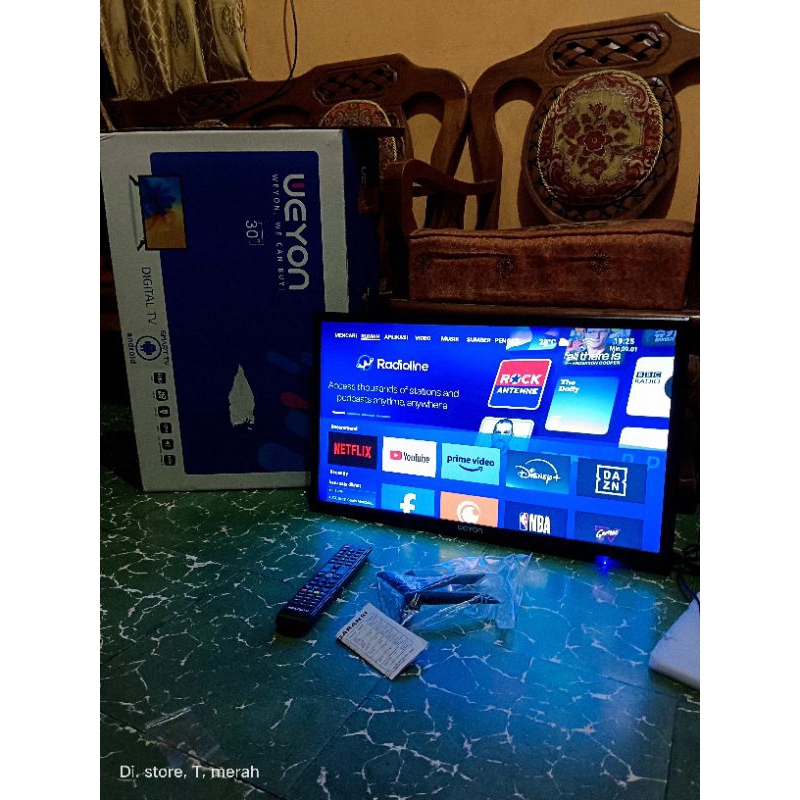 Jual tv 30 inch smart tv bisa youtube merek UEYON Shopee Indonesia