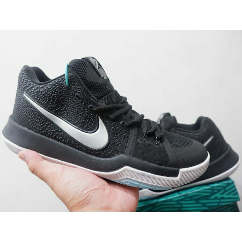 Sepatu basket 2024 kyrie 3