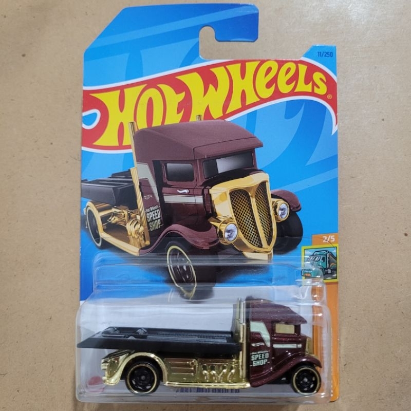 Hot wheels fast bed cheap hauler 2019