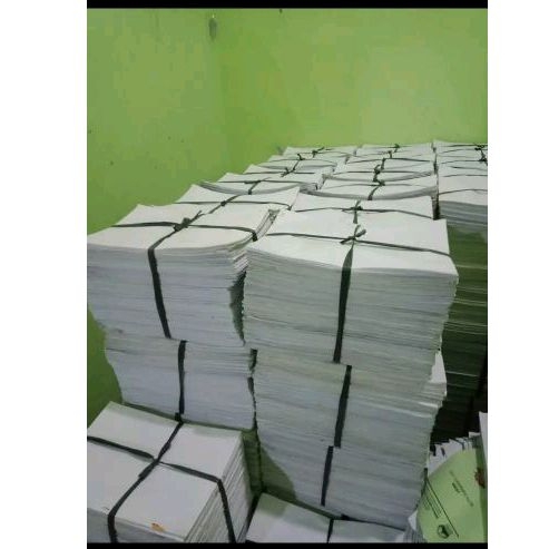 Jual Kertas Bekas Hvs Berat Kg Shopee Indonesia