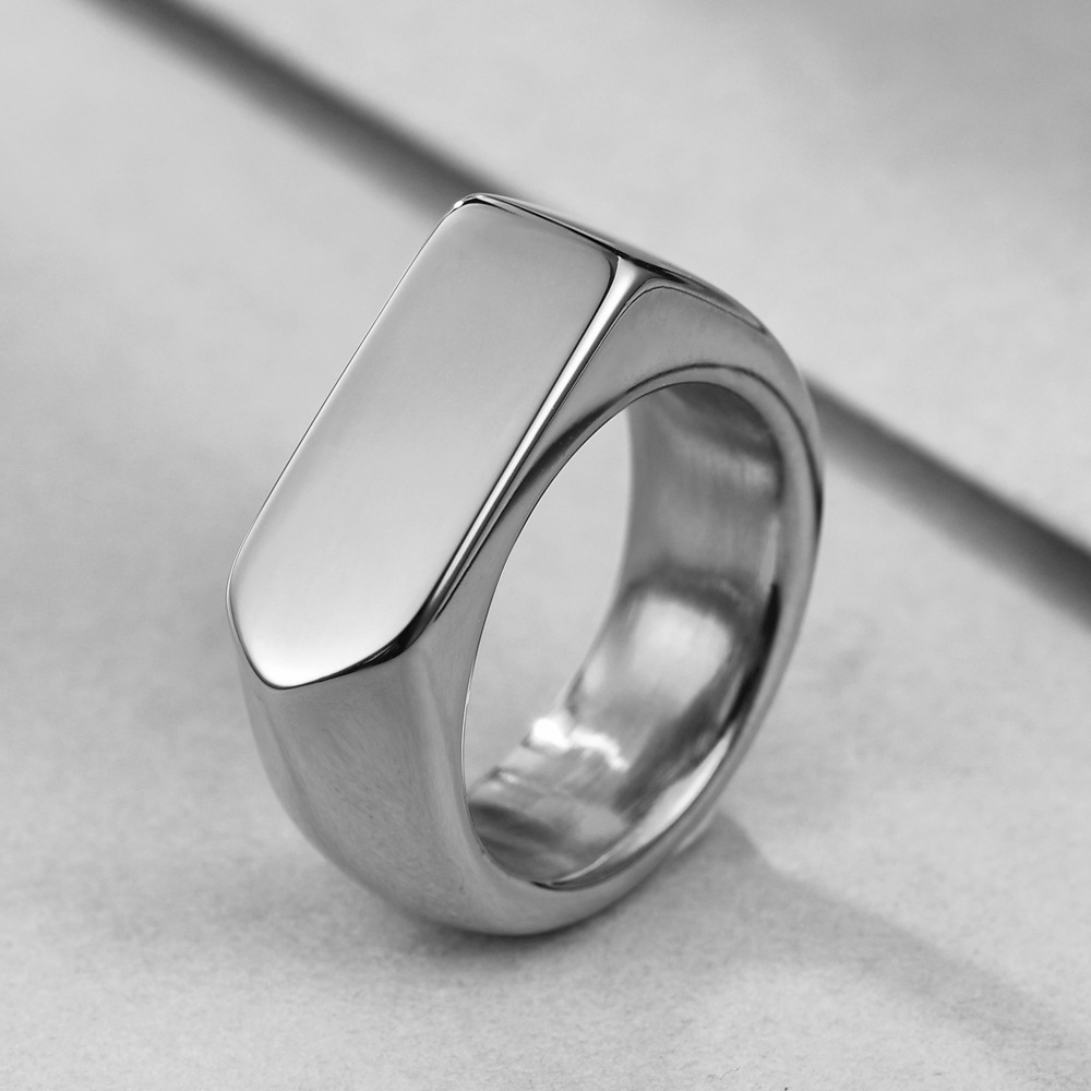 Jual Cincin Titanium Bentuk Panah Premium / Cincin Titanium Polos ...
