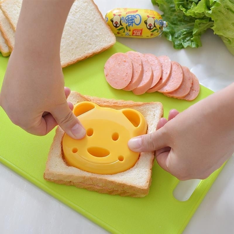 Jual Cetakan Roti Sandwich Besar Bolu kue nasi Bento Bekal Makan Anak ...