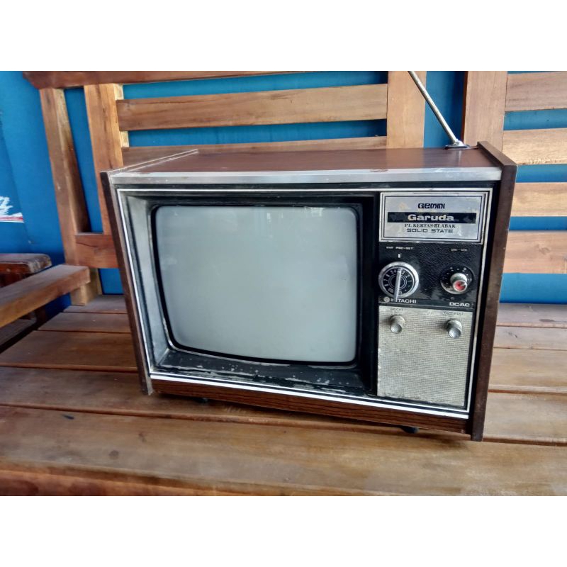 Jual tv kayu antik merek gemini garuda | Shopee Indonesia