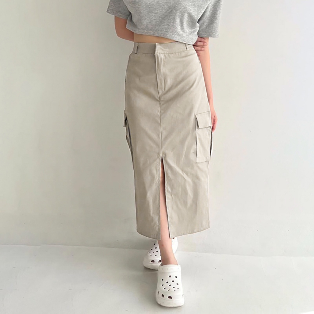 Jual Muna Skirt /Rok Cargo Wanita Panjang / Cargo Skirt Pants | Shopee ...