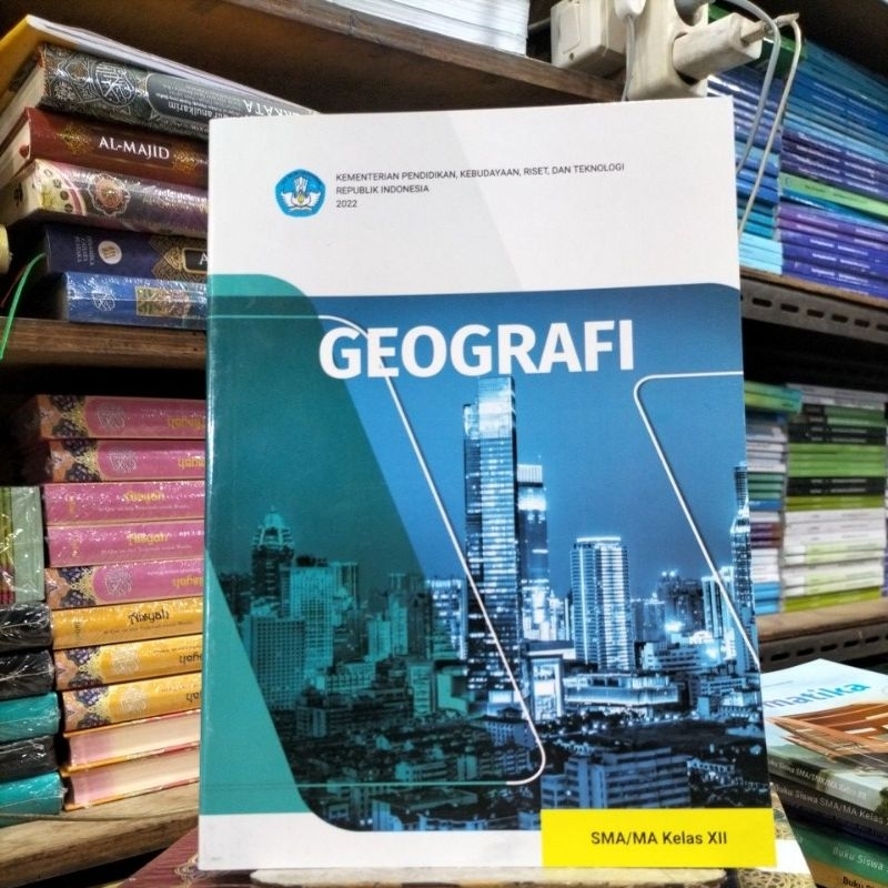 Jual BUKU PAKET GEOGRAFI SMA KELAS 12/XII KURIKULUM MERDEKA TAHUN 2022 ...