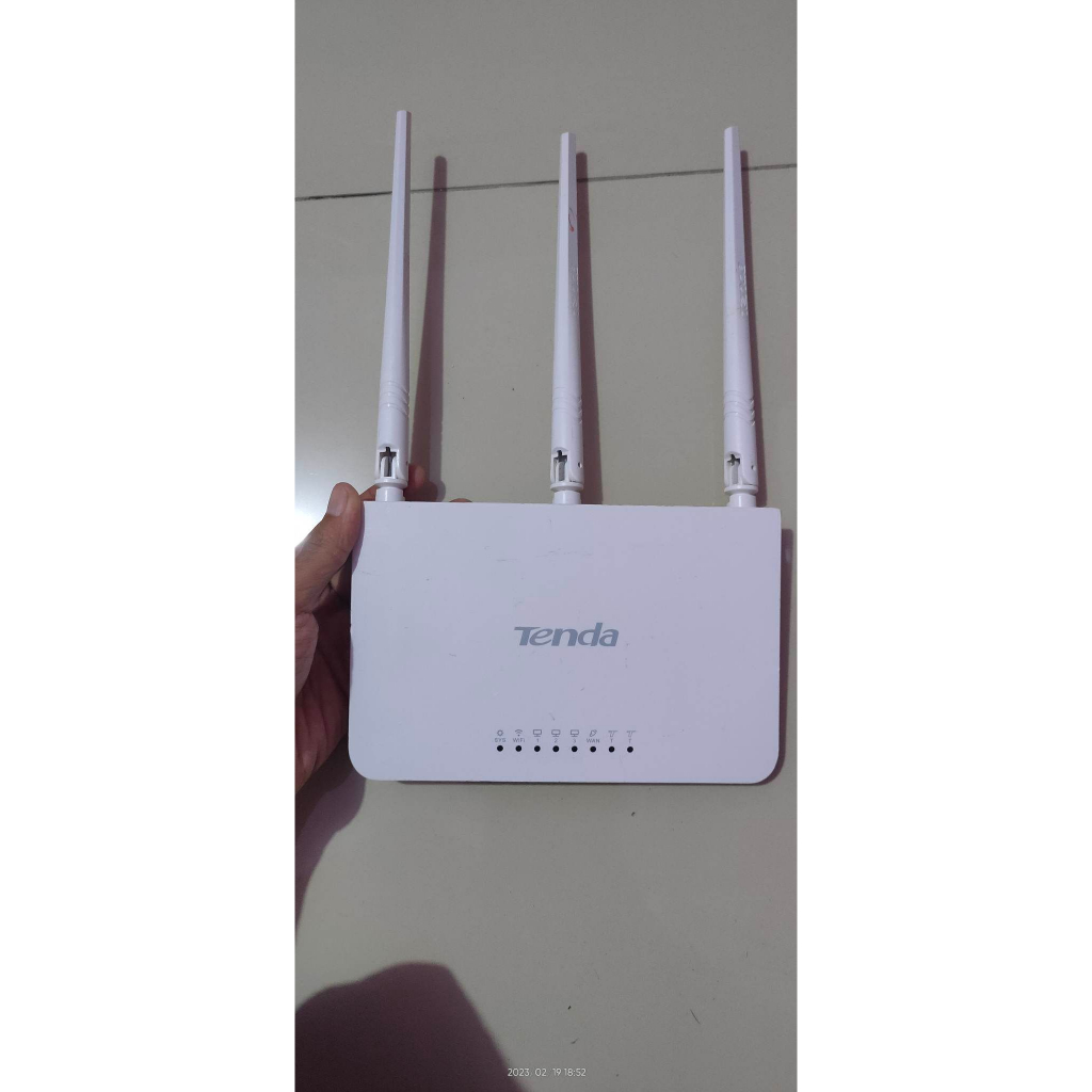 Jual Tenda Router F3 BEKAS V6 Keatas Plus Adaptor | Shopee Indonesia