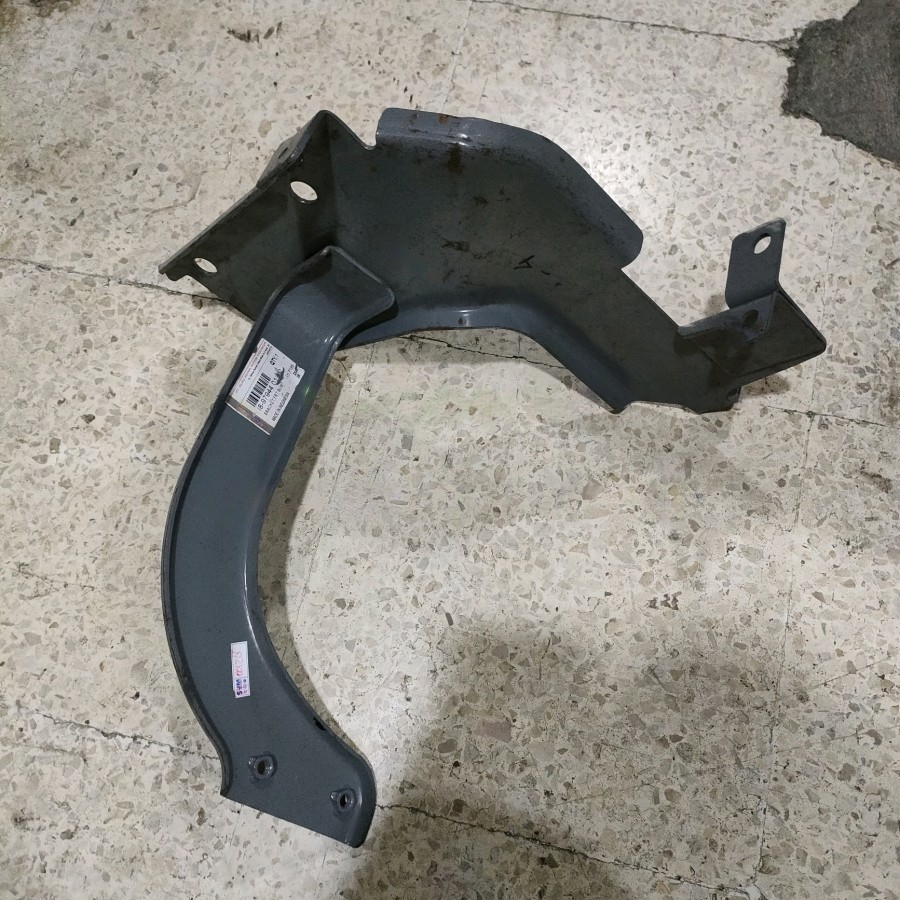 Jual Bracket Breket Bumper Bemper Depan Isuzu Panther Kapsul Original