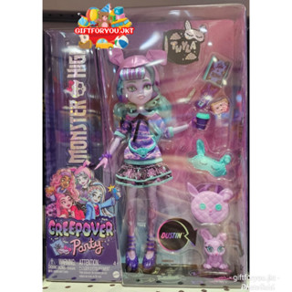 Monster High Doll, Clawdeen Wolf Creepover Party Set with Pet Dog Crescent,  Sleepover Clothes and Accessories