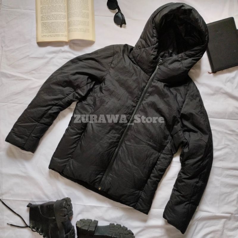 Jual Jacket Bulang UNIQLO Seamless Hoodie Gunung Musim Dingin Camping ...