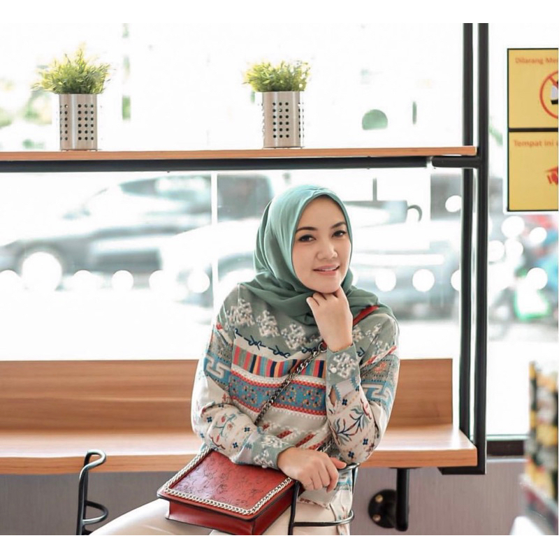 Jual ria miranda preloved ria miranda pl ria miranda top lawas | Shopee ...