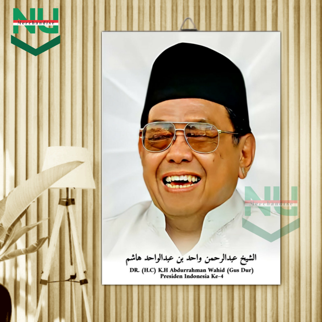 Jual Foto Poster Kh Abdurrahman Wahid / Foto Poster Kayu / Poster Kayu ...
