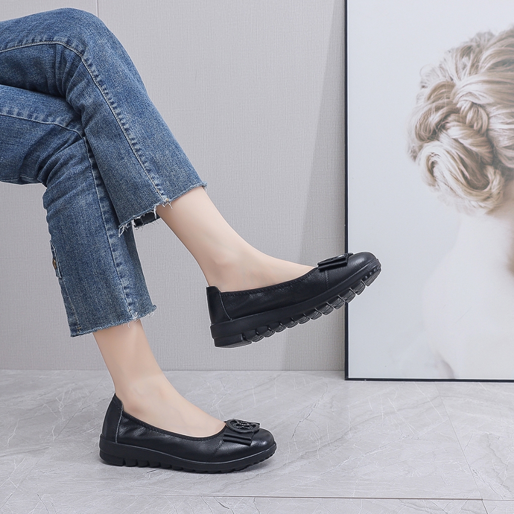 Jual LURAD Sepatu slip on wanita Model Simple Cocok untuk Hangout ...