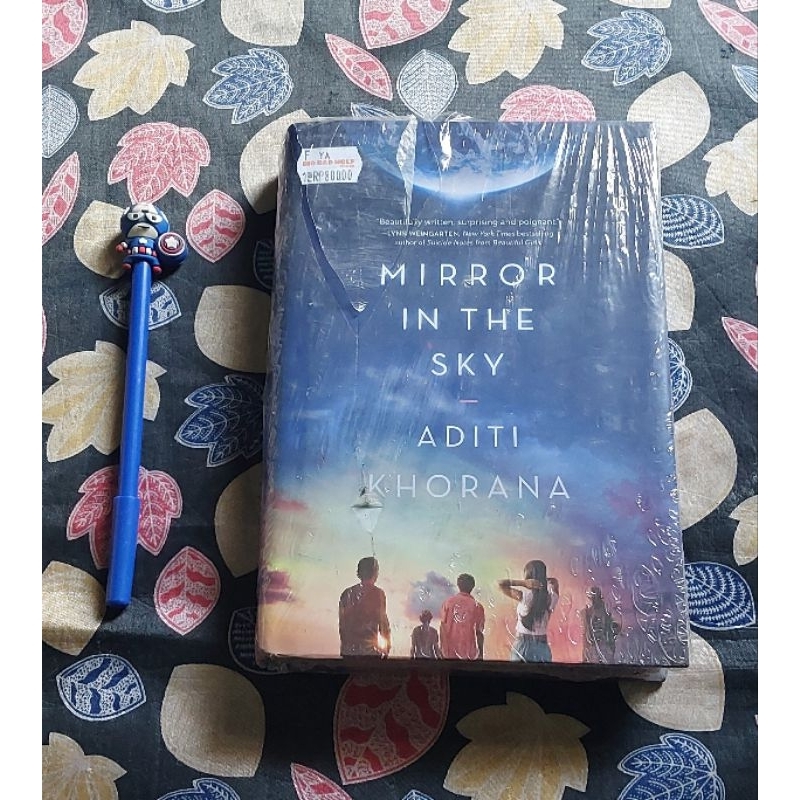 Jual Mirror In The Sky Aditi Khorana (HC) Shopee Indonesia