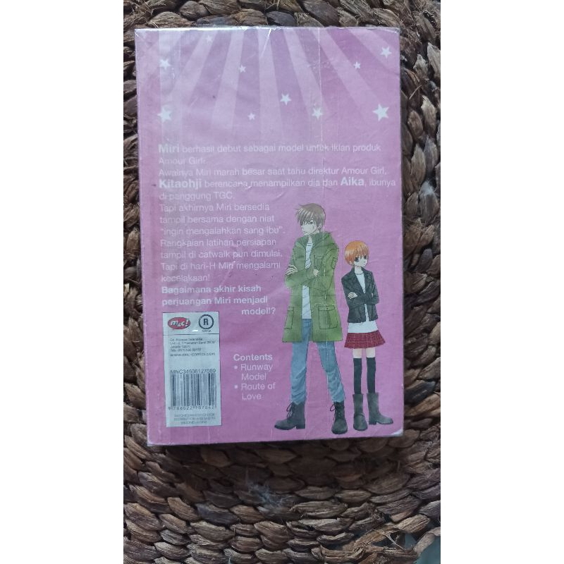 Jual Komik Runway Model | Shopee Indonesia