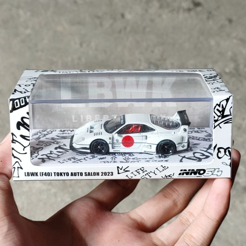 INNO64 1:64 Ferrari F40 Liberty Walk Tokyo Auto Salon 2023 Edition In - Foto 9