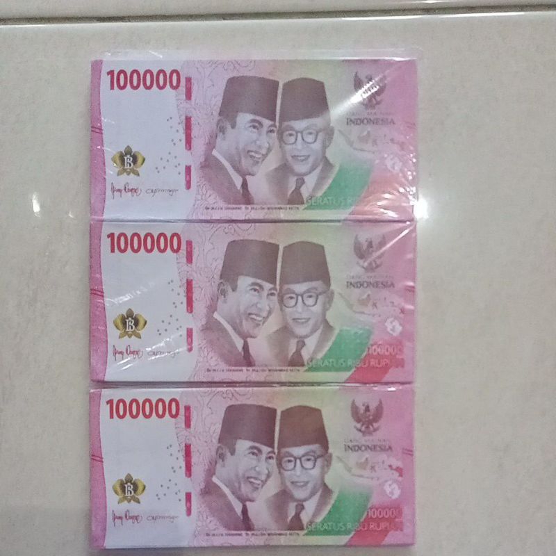 Jual Uang Mainan isi 100 lembar | Shopee Indonesia