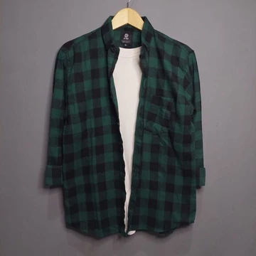Kemeja Flanel Pria Lengan Panjang Distro Motif Kotak