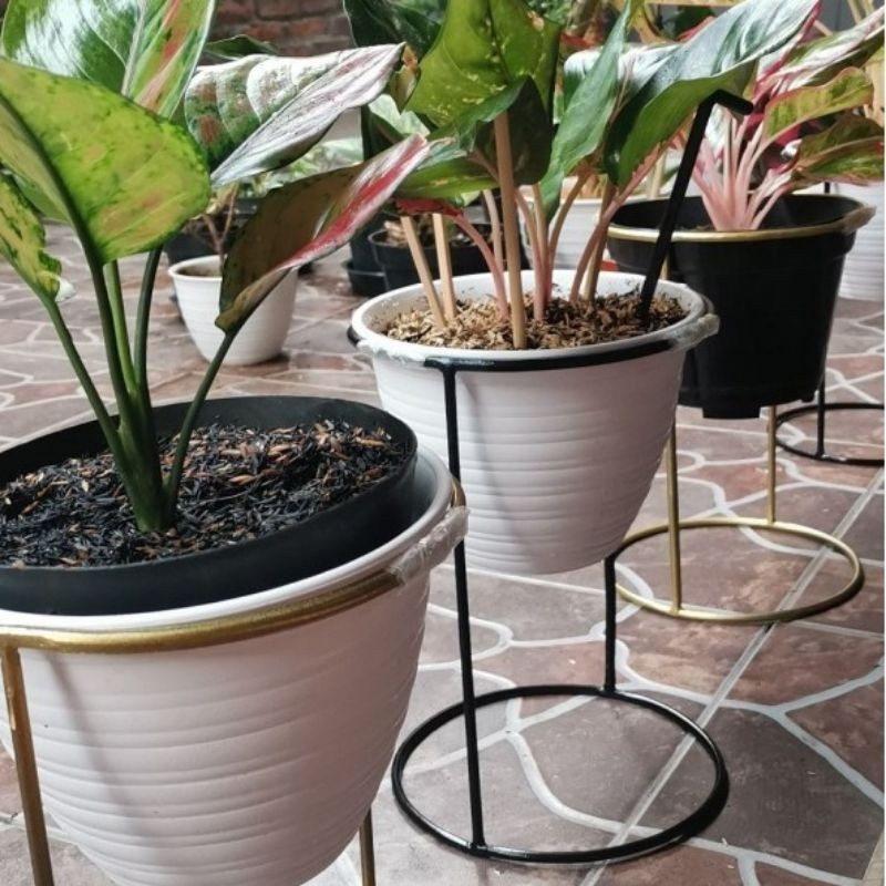 Jual UKURAN POT 20&21/STANDING POT BESI/RAK BUNGA BESI/RAK BUNGA MURAH ...