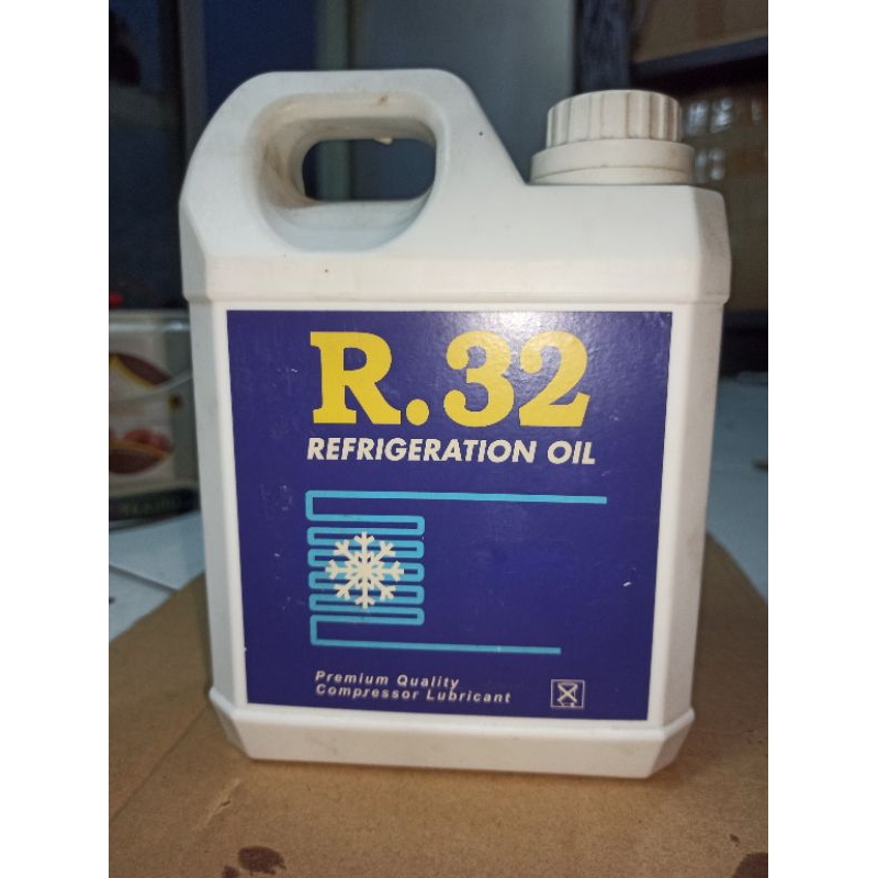 Jual Oli Kompresor AC R32 1liter Refrigeration oil | Shopee Indonesia