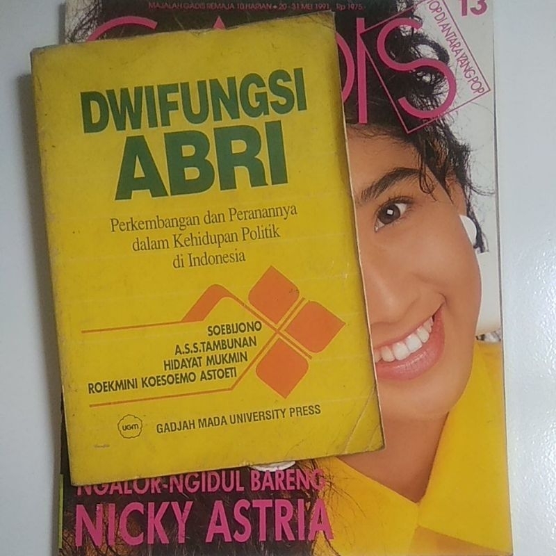 Jual Buku Lawas Original Dwifungsi Abri Shopee Indonesia