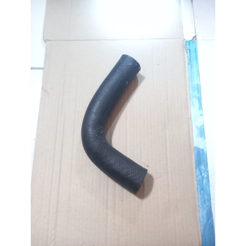 Jual Selang Radiator Hise Feroza F61 Bawah (L) | Shopee Indonesia
