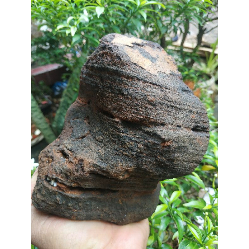Jual batu meteorid sangat besar nempel magnit | Shopee Indonesia