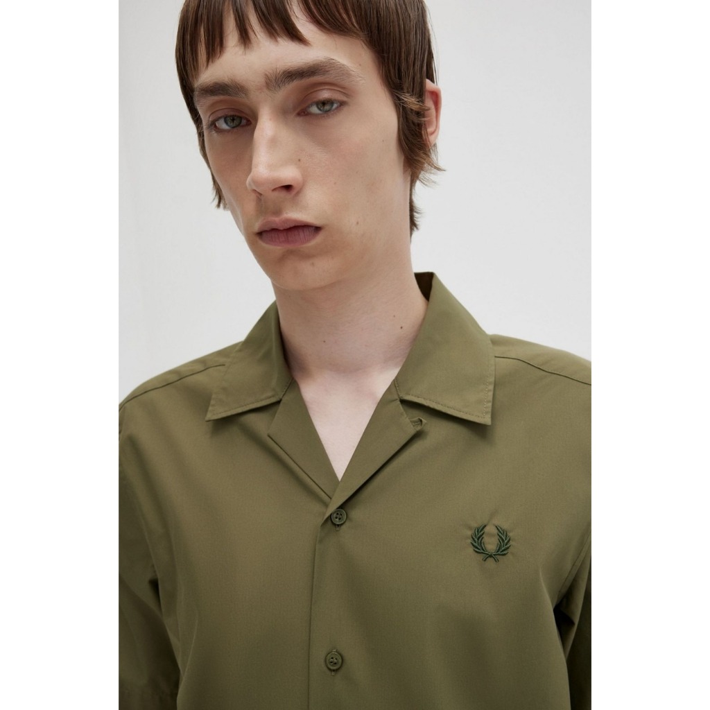 Jual Fred Perry Ribbed Hem Revere Collar Shirt (M5705-Q55) Original ...