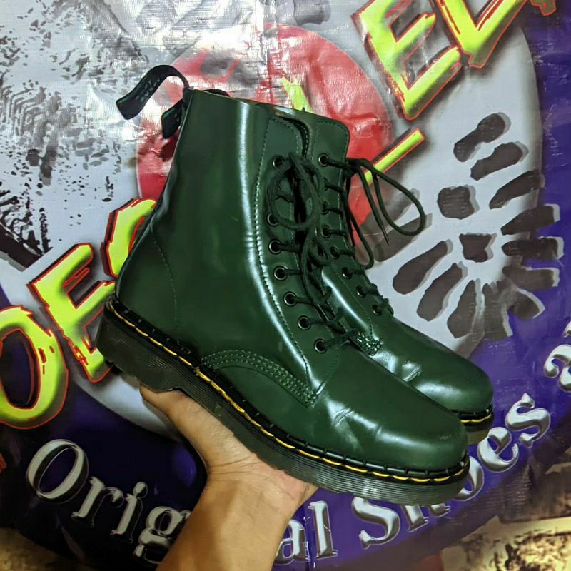 Jual SOLOVAIR Vintage Green Hi-Shine 8-Eye Derby Boot | Shopee Indonesia