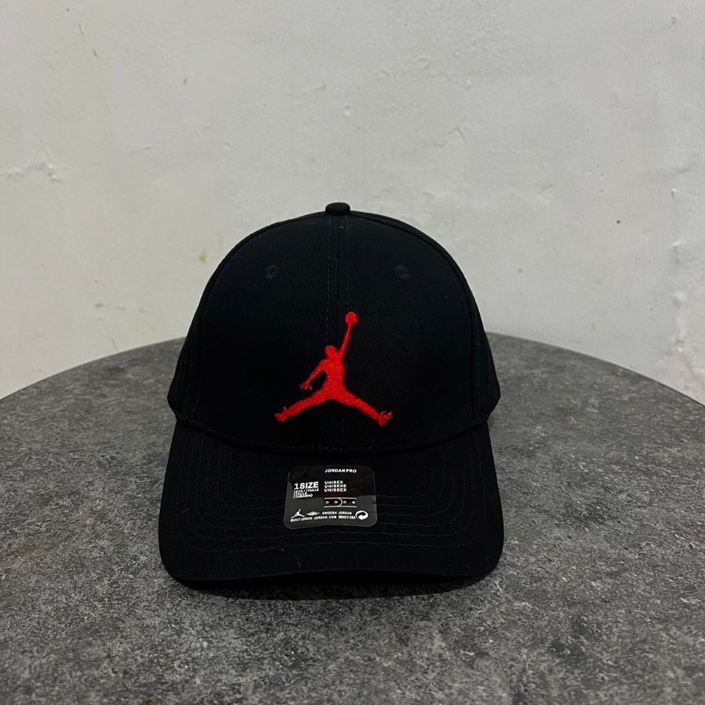 Jual TOPI BASEBALL JORDAN RED LOGO ORIGINAL BLACK CAPS | Shopee Indonesia
