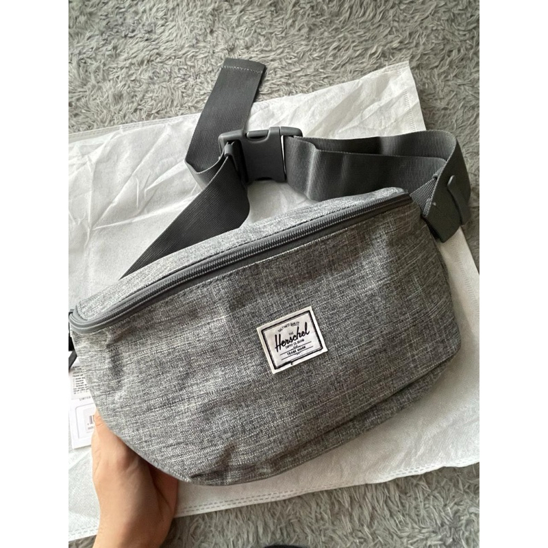 Jual Herschel Waist Bag Sixtn Raven X Shopee Indonesia