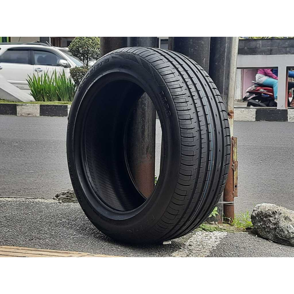Jual BAn mobil termurah untuk mobil BRV ukuran 215 55 R17 Accelera phi