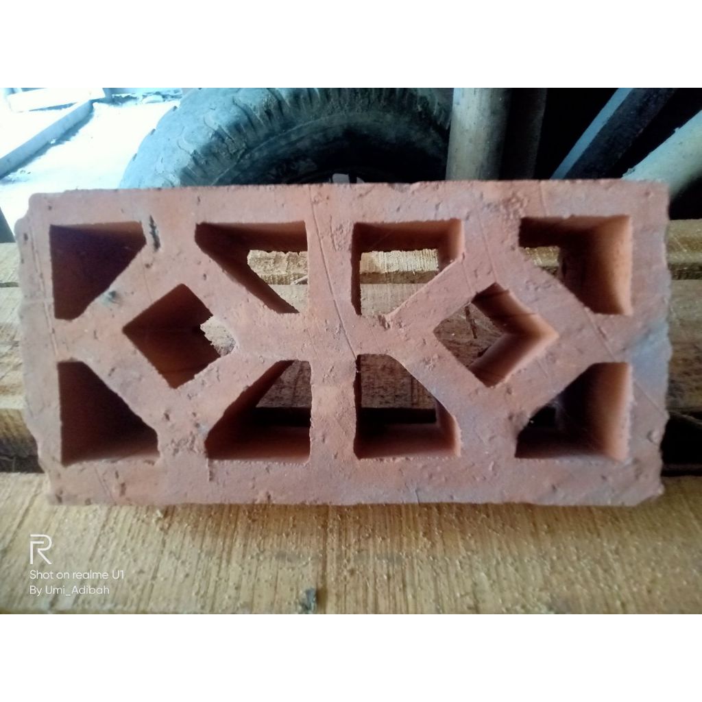 Jual Roster Merah Terakota - Roster Tanah Liat 11 cm x 22 cm x 7cm ...