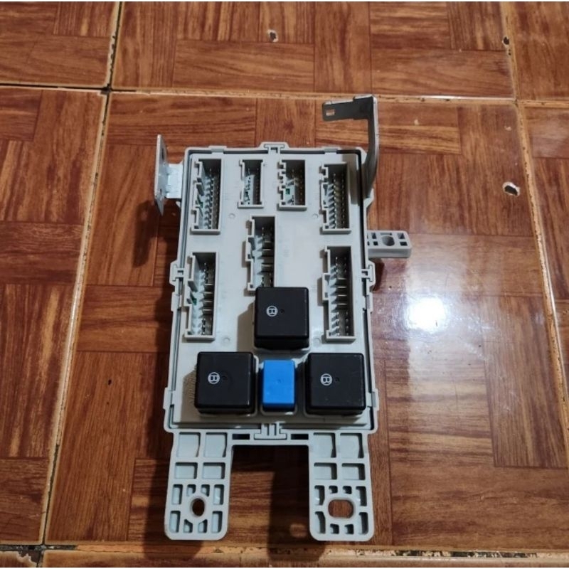 Jual Box Sekring Sikring Fuse Box Sekring Rumah Sekring Pusat Hyundai