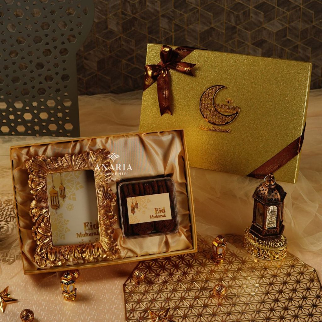 Jual Anaria Souvenir Caspia Set of Gold Premium Hampers Idul Fitri