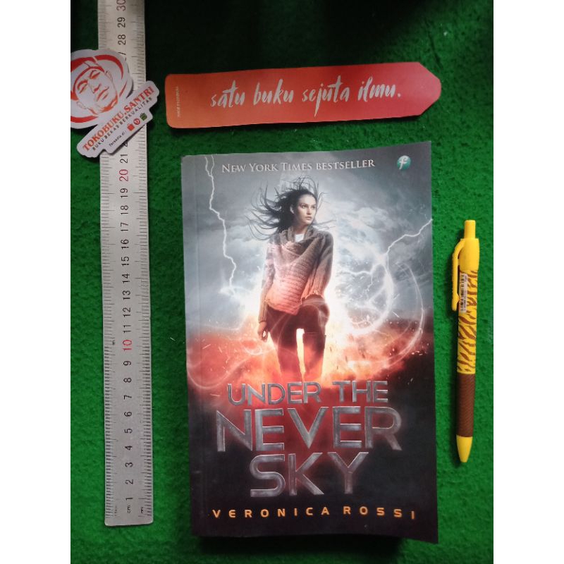 Jual Buku Novel Fantasi Terjemahan : Under the Never Sky by Veronica ...