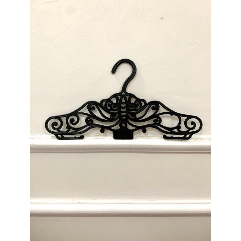 Jual HANGER BATIK 1 LUSIN (12PCS) | Shopee Indonesia