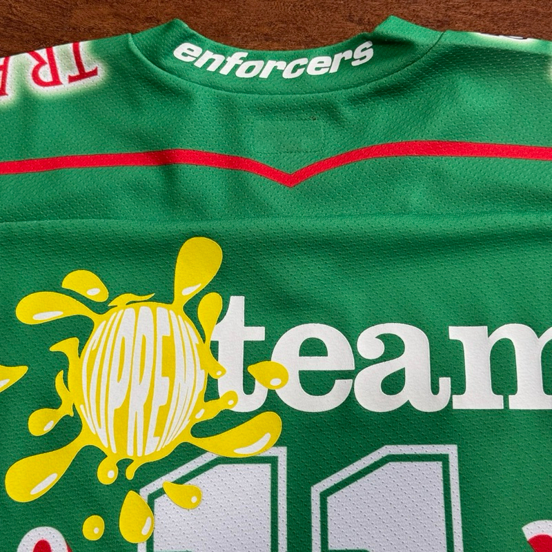 supreme Eagle Hockey Jersey IVE レイ supreme Eagle Hockey Jersey IVE レイ