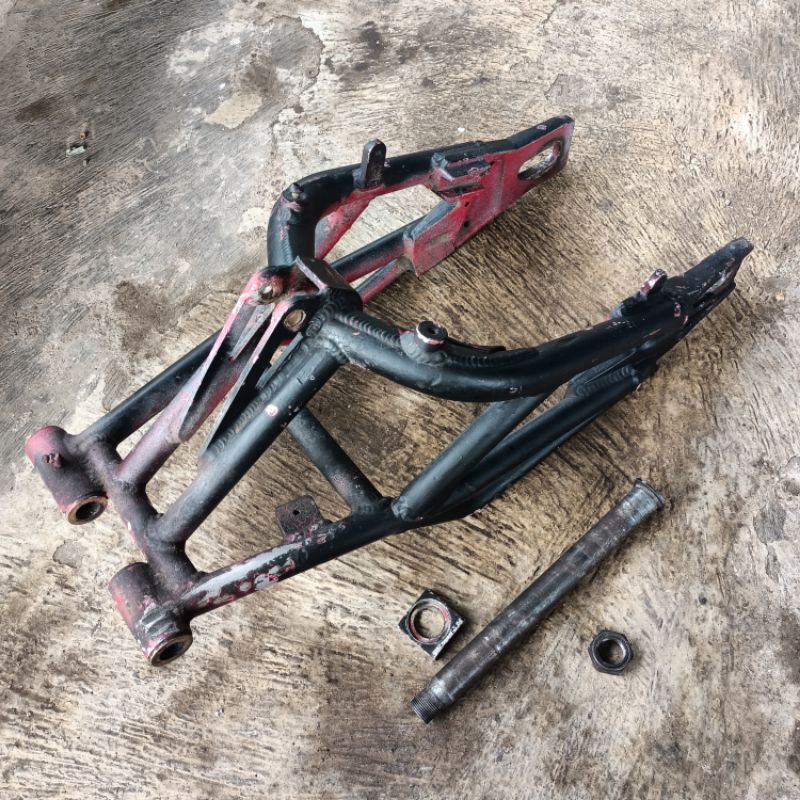 Jual Swing Arm Alumunium T6 Original ex Motor Sport Megelli Migelli 250