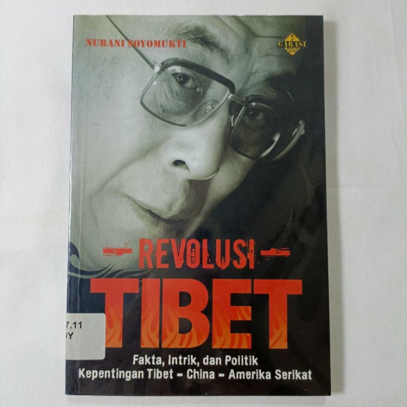 Jual Buku Revolusi Tibet Fakta Intrik Dan Politik Nurani Soyomukti Shopee Indonesia 8283