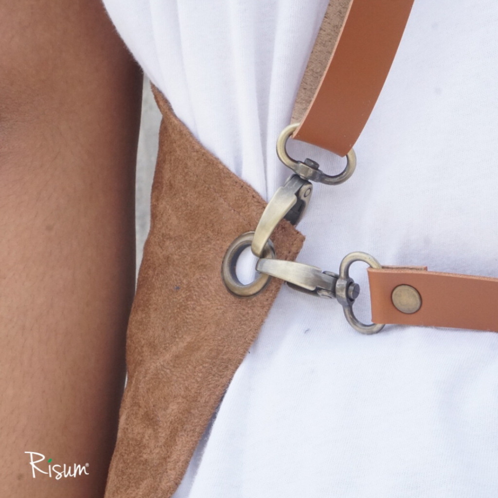 Jual RISUM Suede X-Strap Apron/ Celemek | Shopee Indonesia
