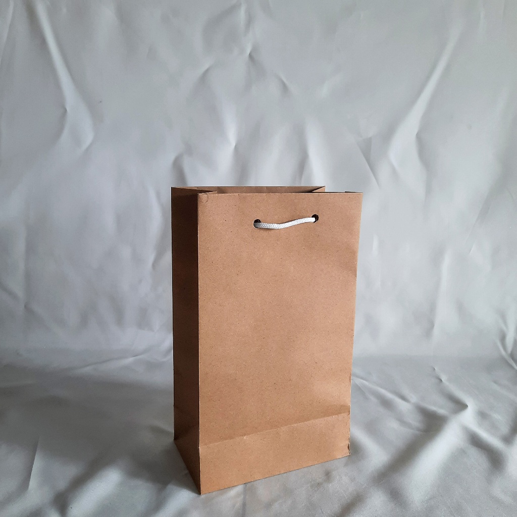 Jual Paperbag Polos Tas Kertas 15x8x25 (Wafer) Cokelat Putih Hitam ...