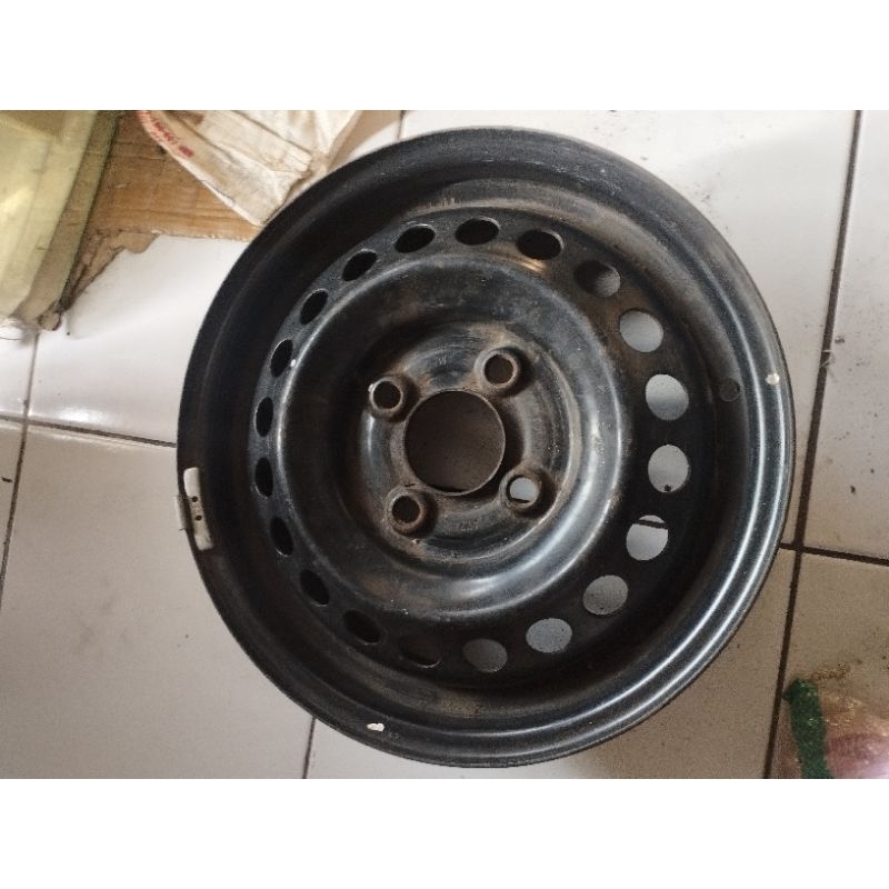 Jual Velg velk kaleng besi nissan datsun go panca ring 13 OEM | Shopee ...