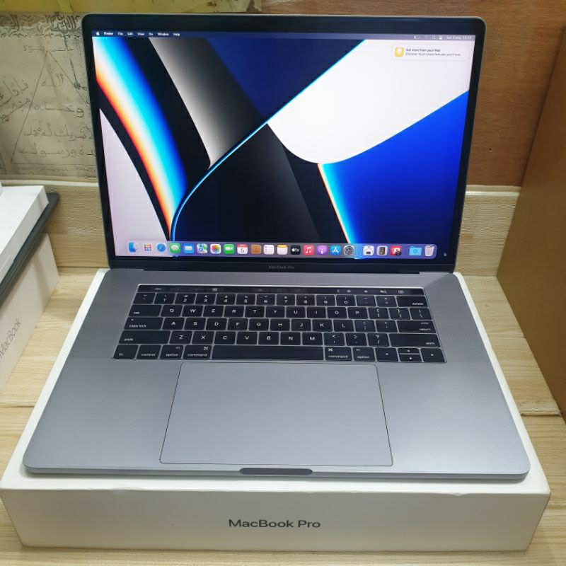 Jual MacBook Pro 2016 Core i7 16GB 512GB 15 inch Display