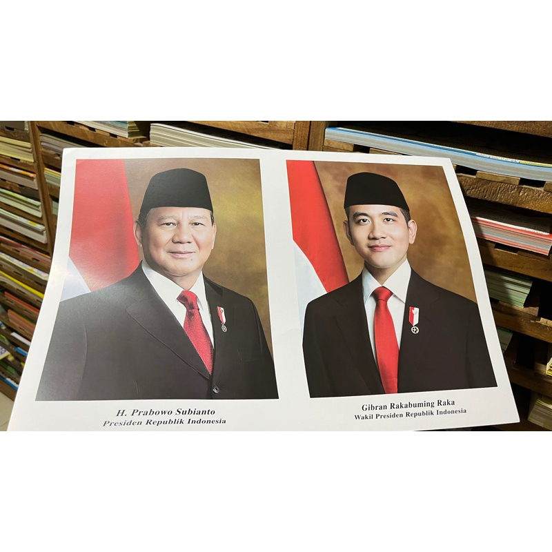 Jual POSTER Foto Presiden Dan Wakil Presiden 2024 Prabowo Gibran 5cm X ...